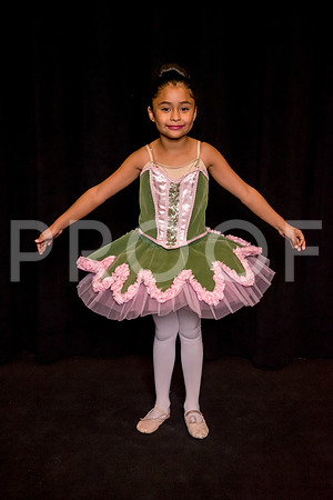 52 Kaylee 02418