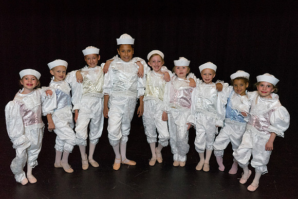 02 Sailor Group